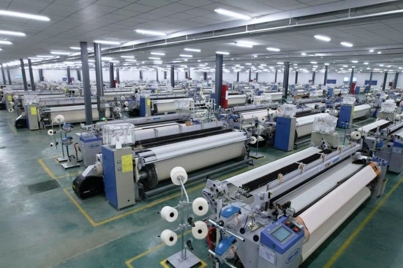 За последние 2 года в Таджикистане создано более 1200 новых производственных цехов и предприятий с предоставлением 11 тысяч рабочих мест