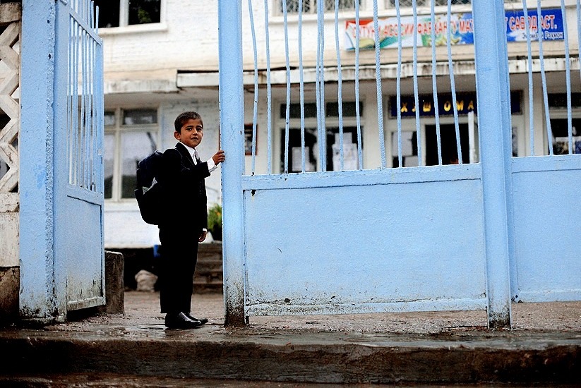 Где найти 1 миллиард на строительство школ в Таджикистане?