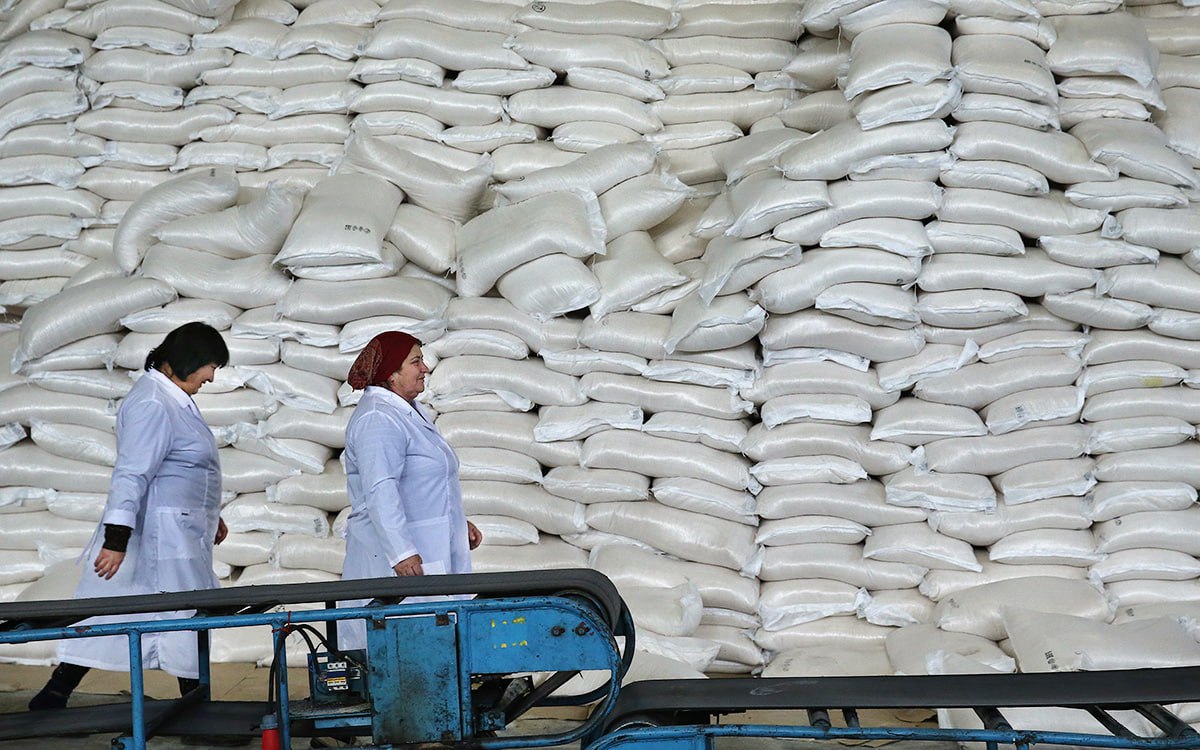 Цены на сахар в Таджикистане растут, а своего производства нет