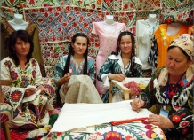 В Айнинском районе девушек обучат вышиванию сюзане