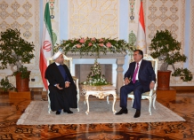 Таджикистан и Иран подписали 9 документов о сотрудничестве