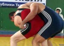 Таджикский вольник завоевал серебро на чемпионате Азии в Астане
